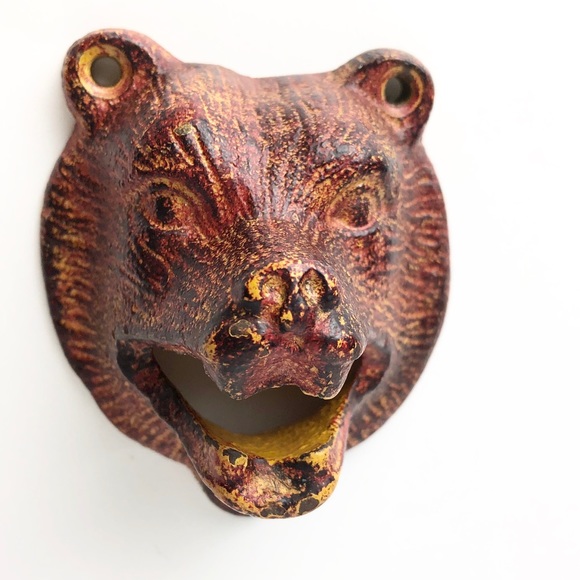 Cast Iron mounted trophy bear necklace wall holder - Picture 3 of 5